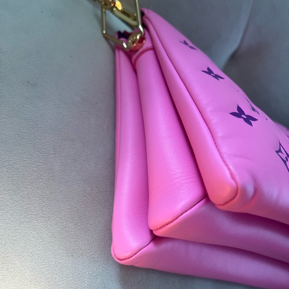 Louis Vuitton Coussin PM Pink limited edition crossbody Bag - Picture 8 of 10